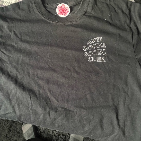 Antisocial tshirt - Picture 2 of 2